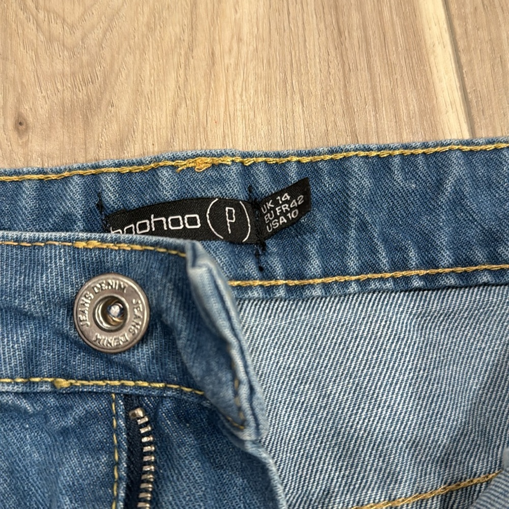 Jeans - Picture 5 of 6